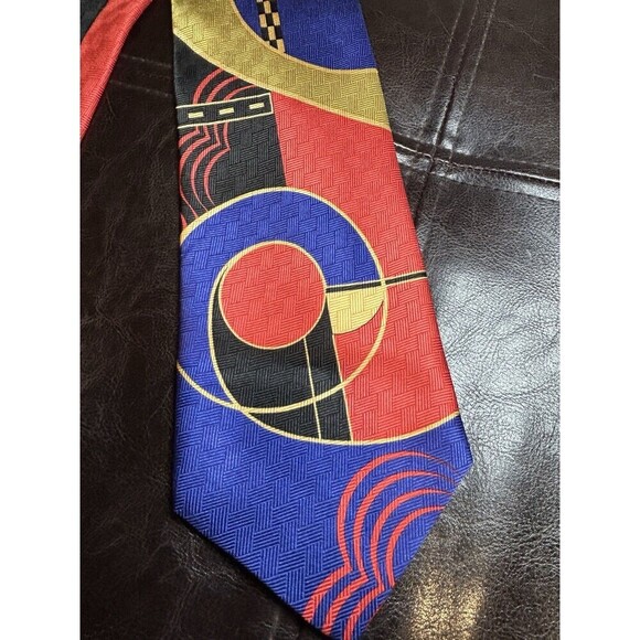 Pangborn Design 100% Italian Silk Tie Geometric Design 80s Retro Style - Picture 2 of 6